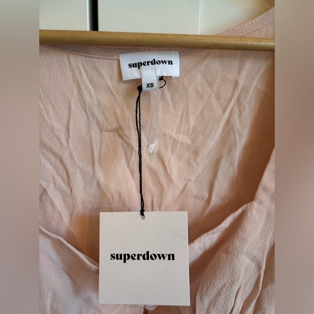 REVOLVE SUPERDOWN rosa button up crop top soft pi… - image 7